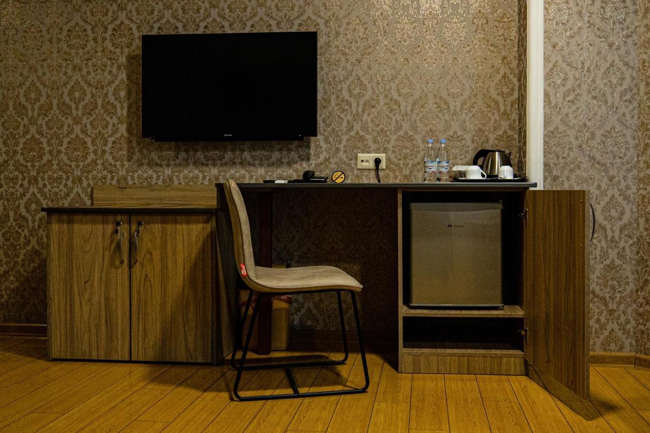 Inga Hotel יירבאן מראה חיצוני תמונה