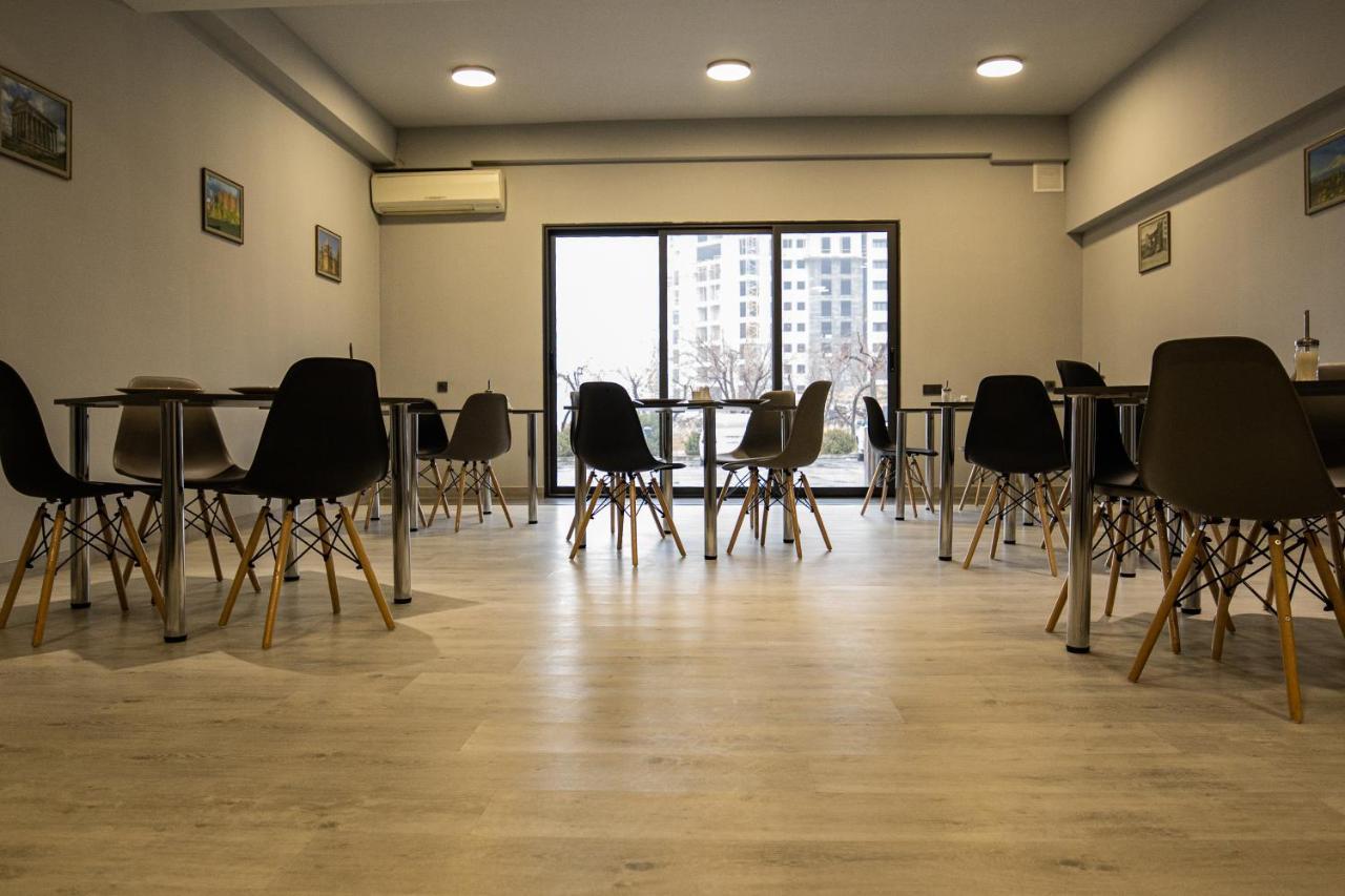 Inga Hotel יירבאן מראה חיצוני תמונה