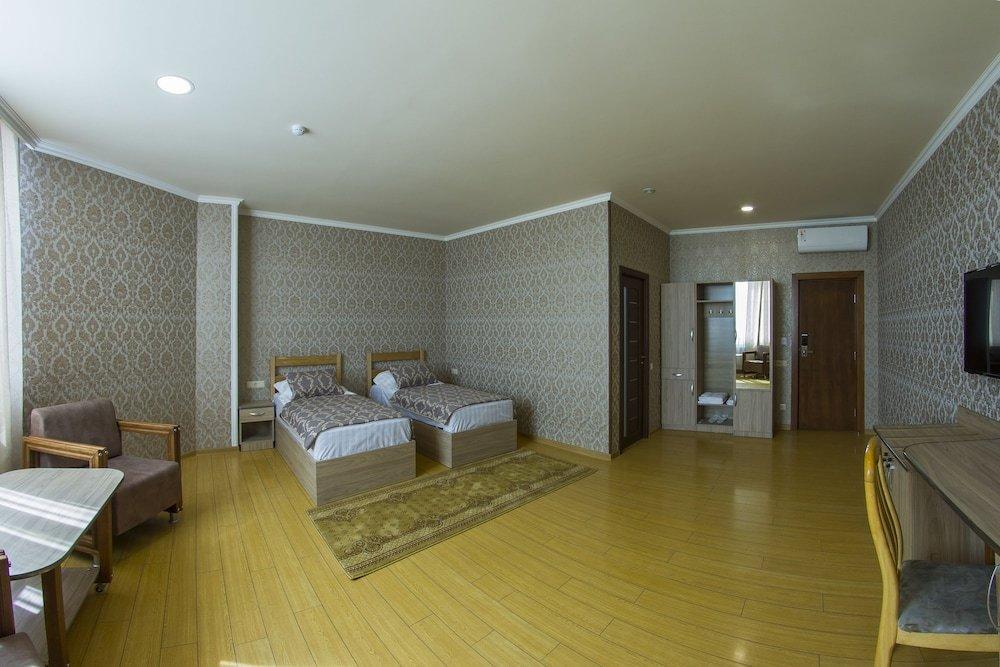 Inga Hotel יירבאן מראה חיצוני תמונה